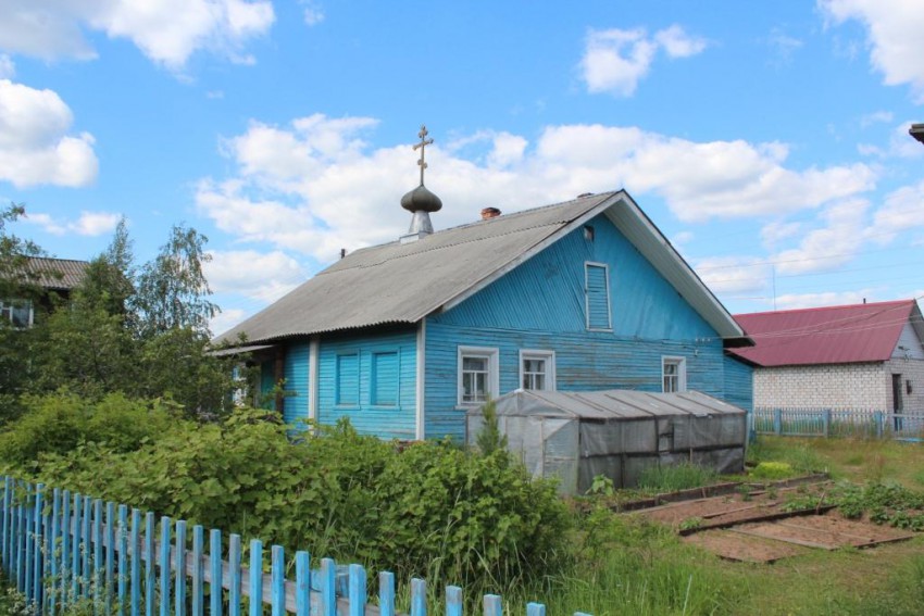 Карпогоры. Домовая церковь Артемия Веркольского. общий вид в ландшафте, Вид с юго-востока