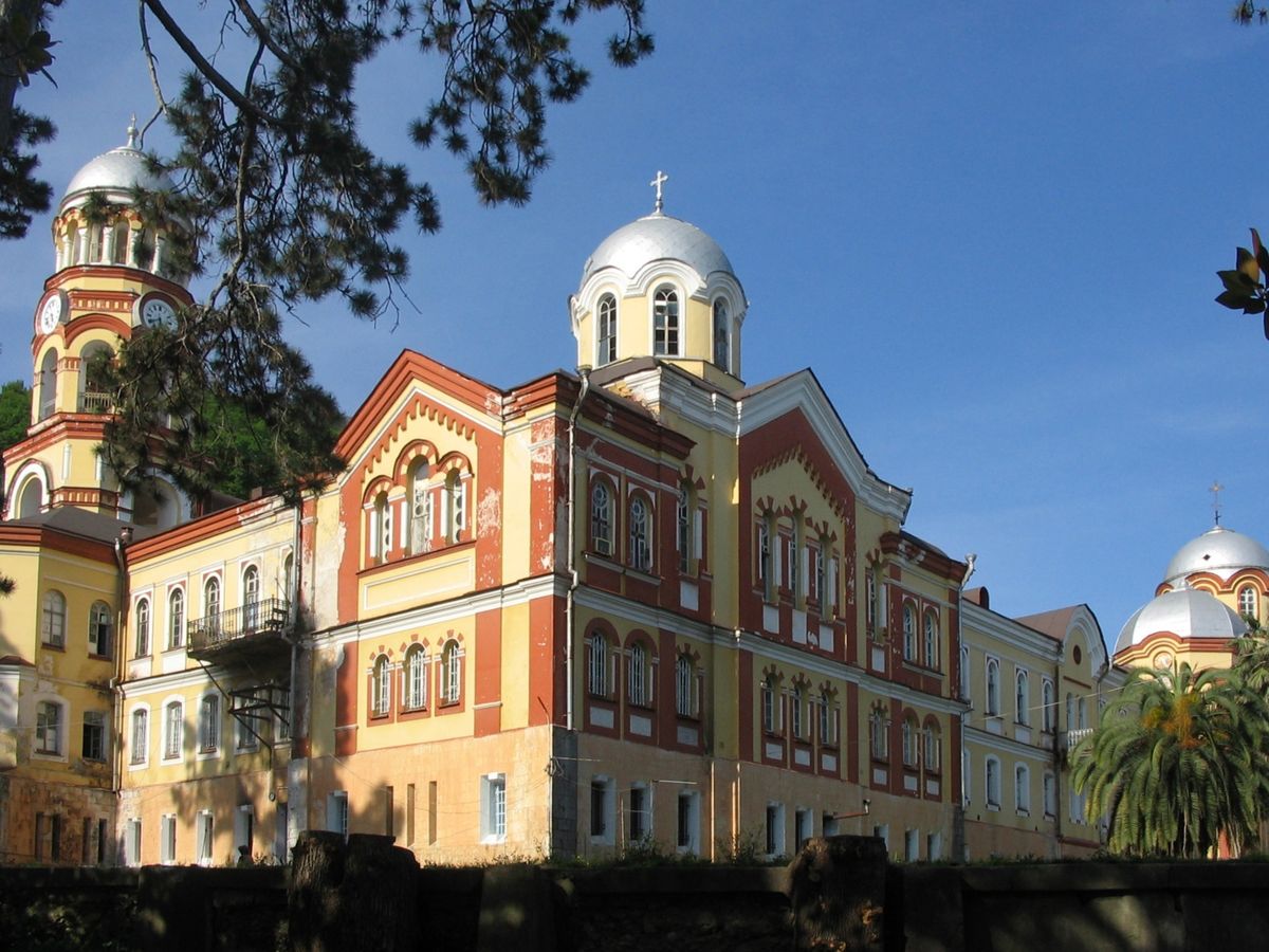 фасады. Новоафонский монастырь Симона Кананита. Церковь Преподобных отцов Афонских, Новый Афон (Абхазия, Прочие страны)
