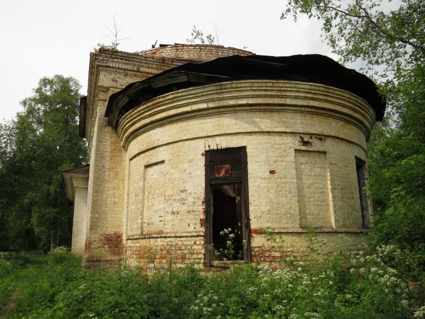 Церковь Димитрия Солунского, Кадников (Сокольский район, Вологодская область). архитектурные детали