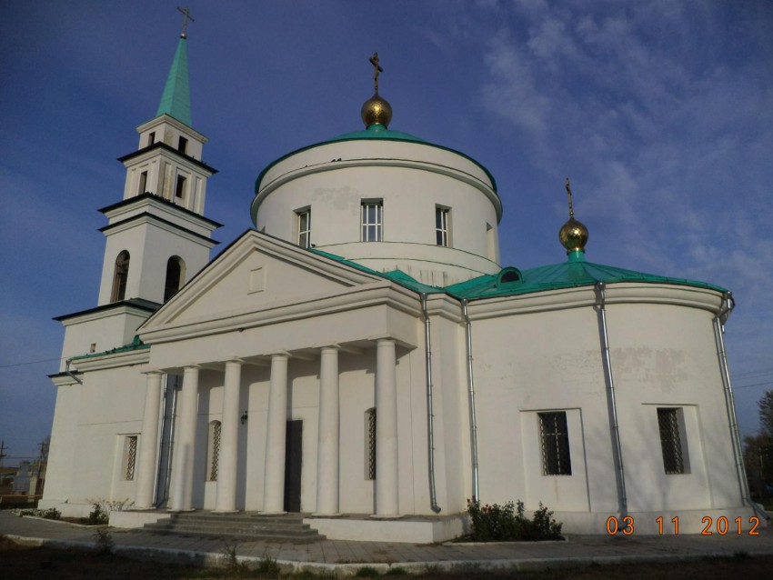 Церковь Петра и Павла, Карповка (Городищенский район, Волгоградская область). фасады