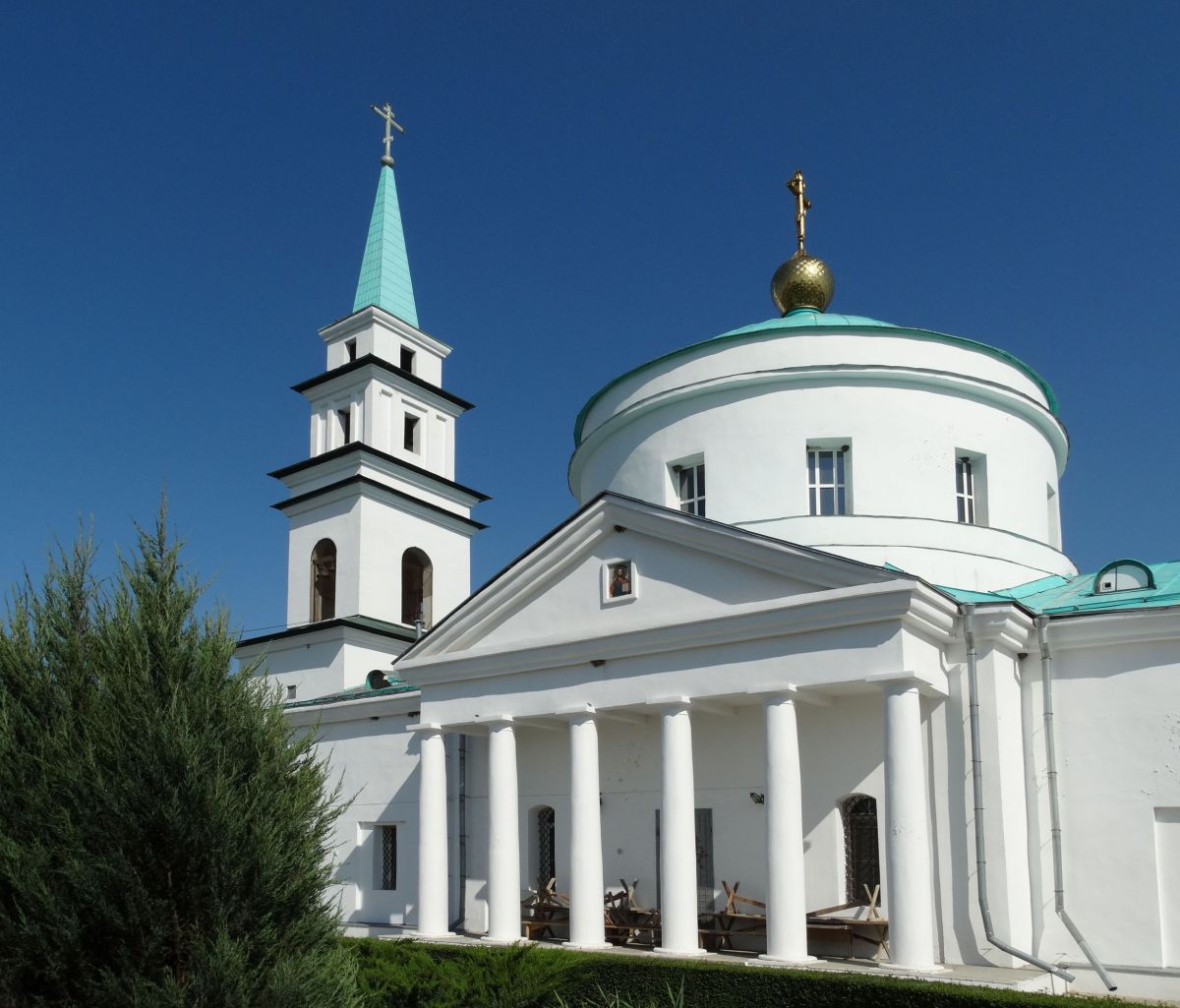 Церковь Петра и Павла, Карповка (Городищенский район, Волгоградская область). фасады
