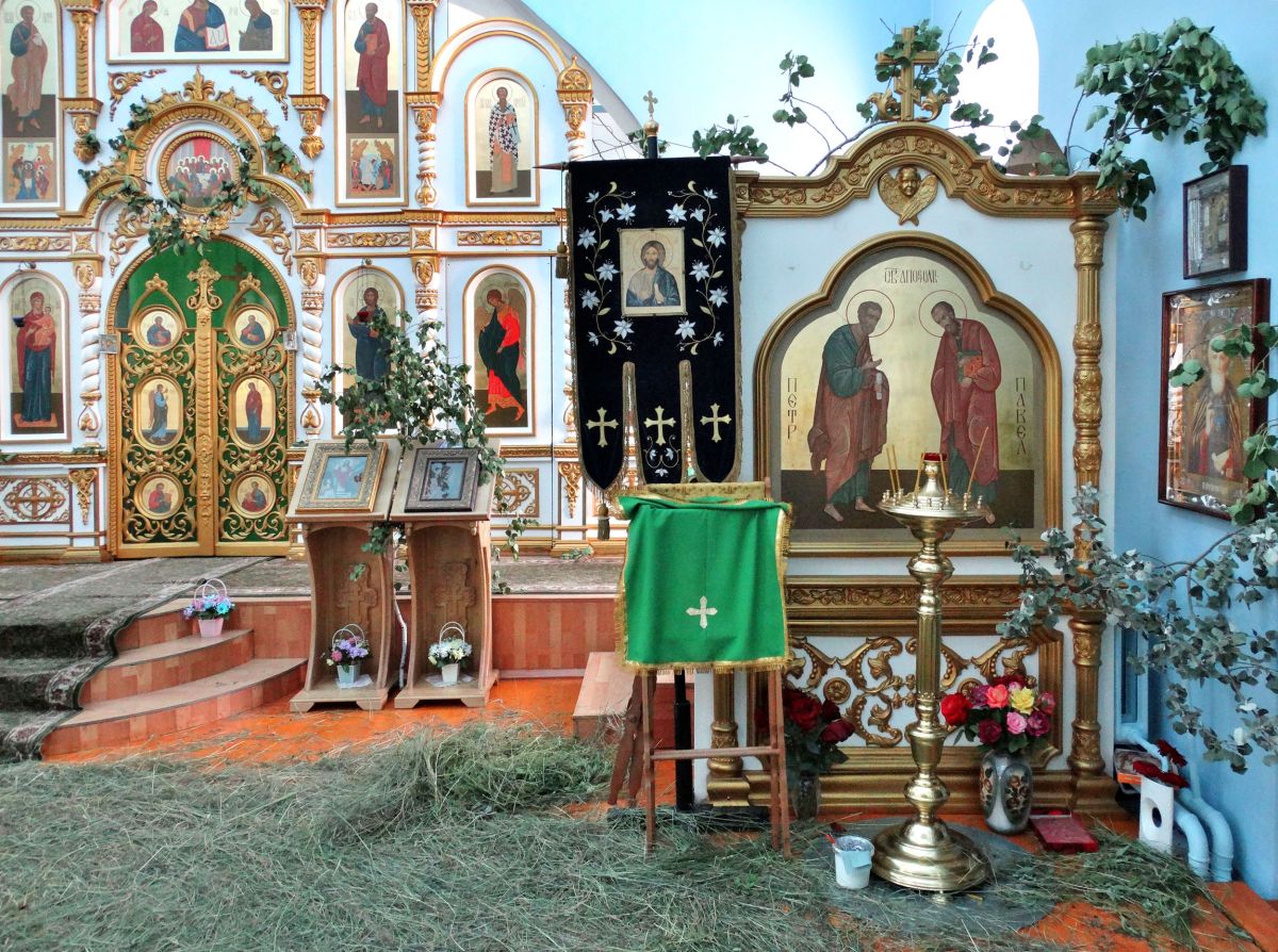 Церковь Петра и Павла, Карповка (Городищенский район, Волгоградская область). интерьер и убранство