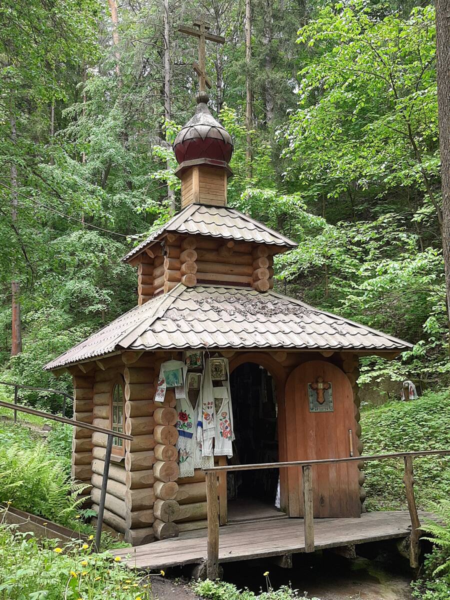 Часовня Троицы Живоначальной, Старая Кисловка (Суражский район, Брянская область). фасады