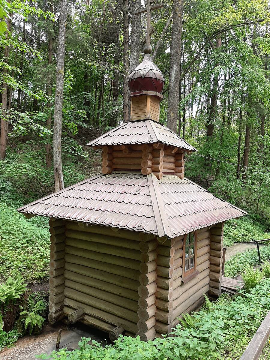 Часовня Троицы Живоначальной, Старая Кисловка (Суражский район, Брянская область). фасады