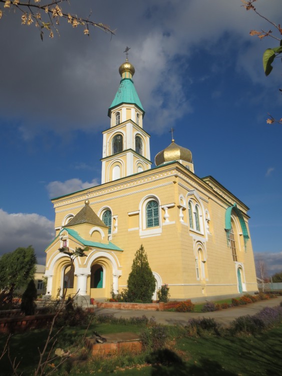 Церковь Никиты мученика, Дубовый Овраг (Светлоярский район, Волгоградская область). фасады