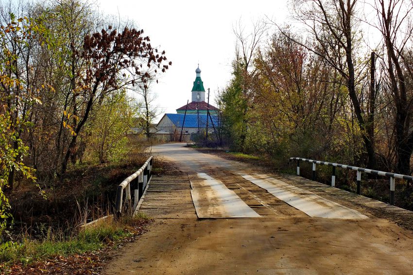 Покровский мужской монастырь, Верхнемакеевка (Кашарский район, Ростовская область). общий вид в ландшафте
