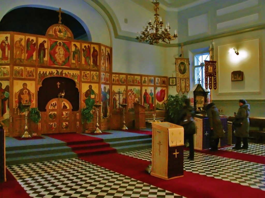 Церковь Николая Чудотворца (Воздвижения Креста Господня), Коувола (Кюменлааксо, Финляндия). интерьер и убранство