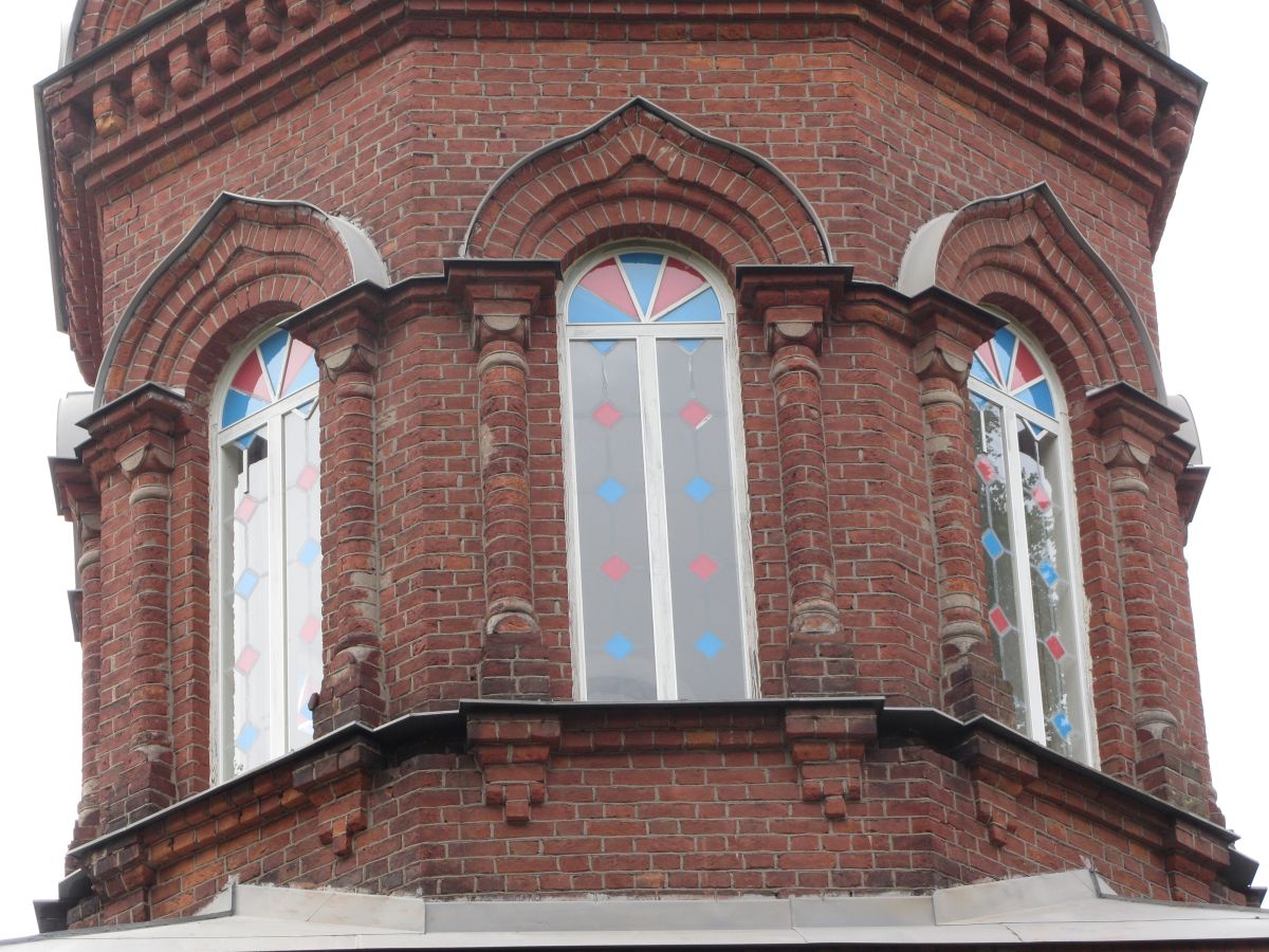 Церковь Николая Чудотворца (Воздвижения Креста Господня), Коувола (Кюменлааксо, Финляндия). архитектурные детали