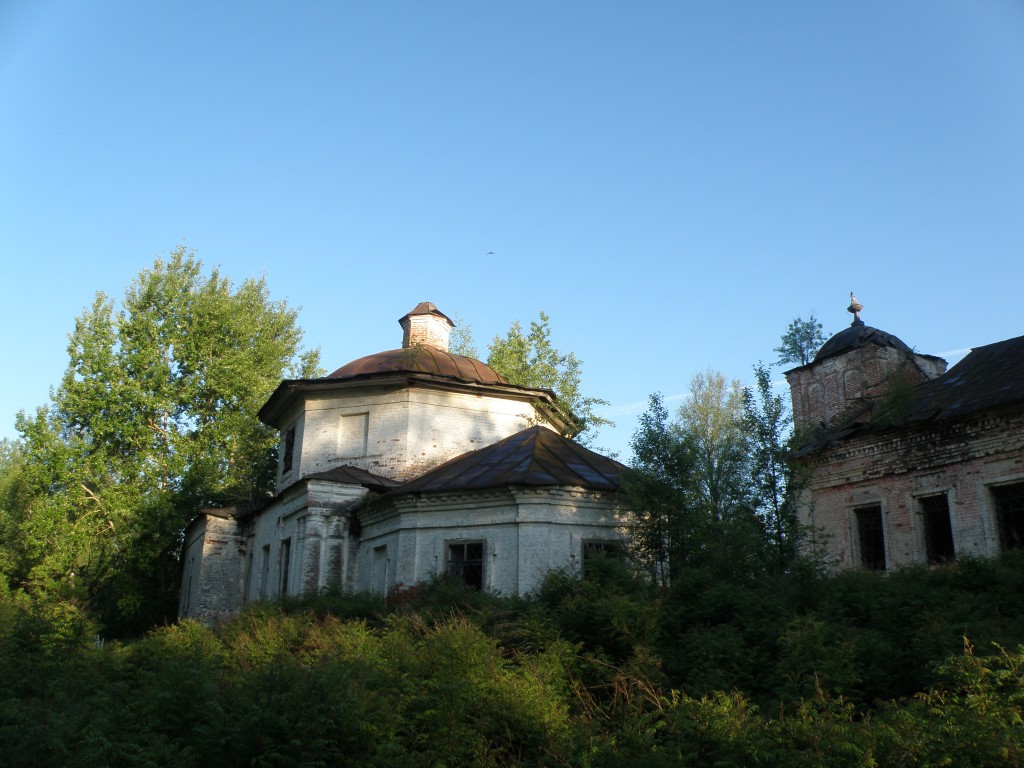 Церковь Казанской иконы Божией Матери, Успенское на Секше, урочище (Любимский район, Ярославская область). фасады