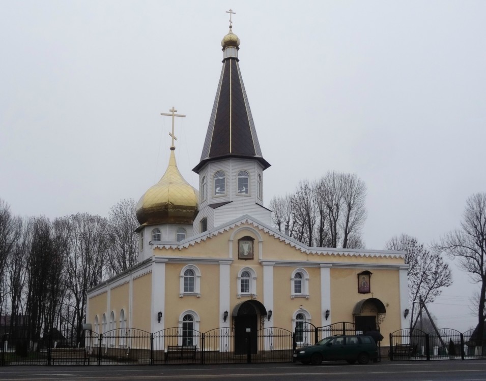 Кричев. Церковь Воскресения Христова. фасады