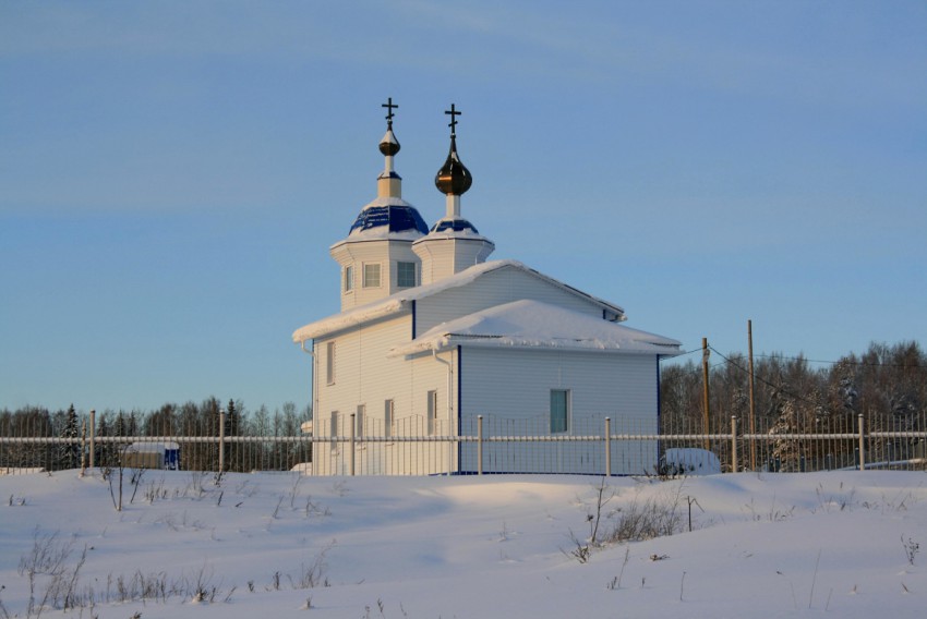 Лэзым. Церковь Петра и Павла. фасады