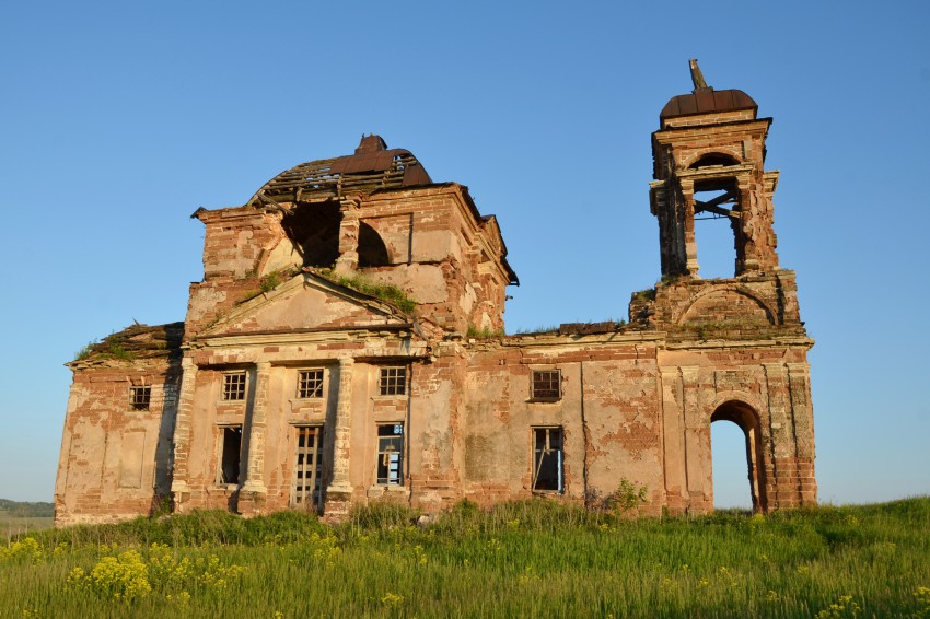 Церковь Михаила Архангела, Новомертовка, урочище (Северный район, Оренбургская область). фасады