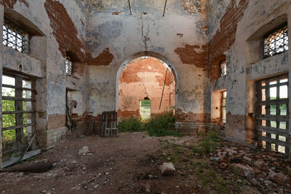 Церковь Михаила Архангела, Новомертовка, урочище (Северный район, Оренбургская область). интерьер и убранство, Южная сторона основного объема