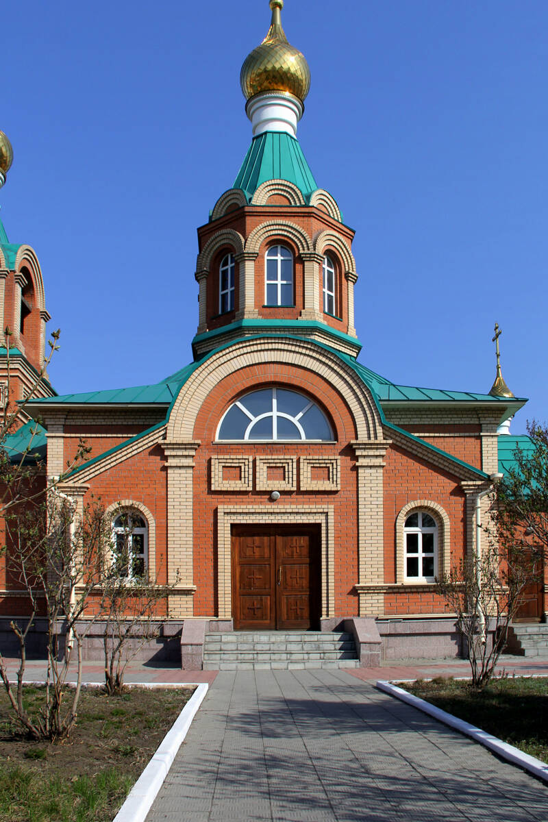 Кафедральный собор Андрея Первозванного, Карасук (Карасукский район, Новосибирская область). архитектурные детали, Южный фасад.