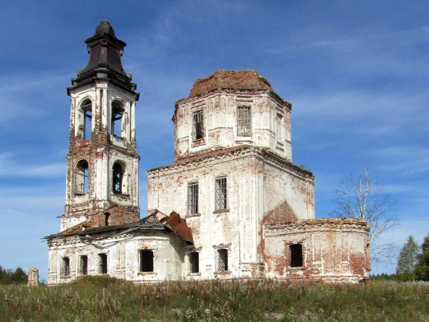 Веретьево, урочище (Вещезерский погост). Церковь Троицы Живоначальной. фасады, вид с юго-востока