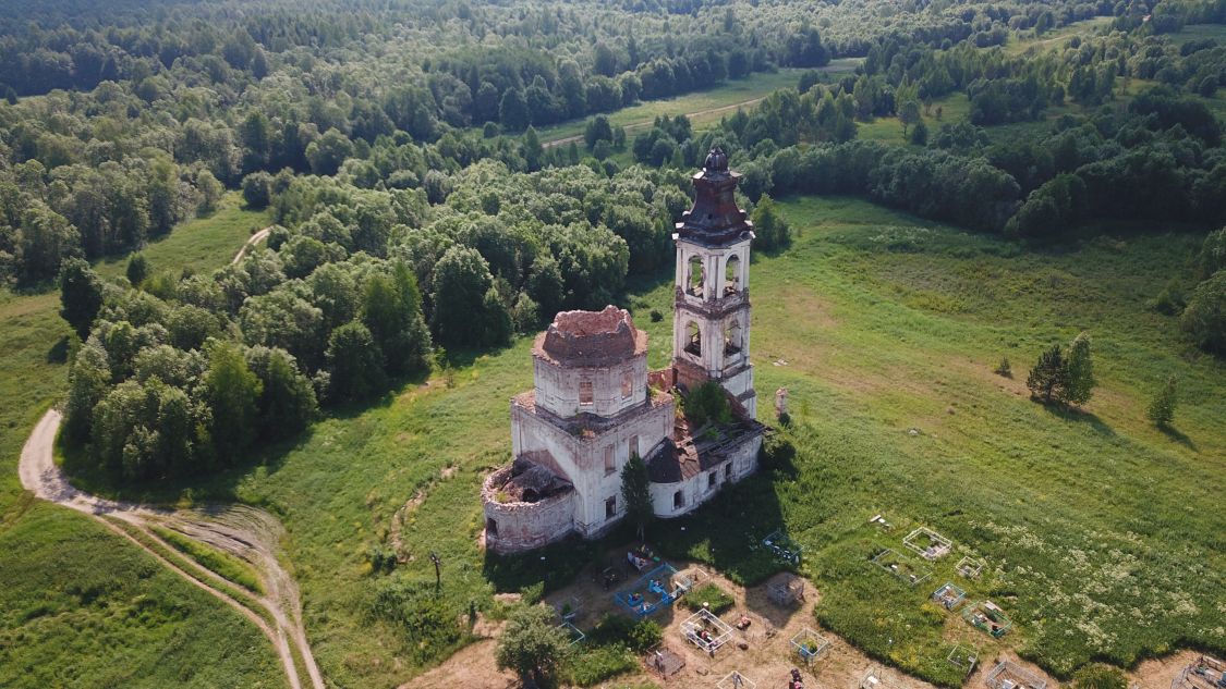 Церковь Троицы Живоначальной, Веретьево, урочище (Вещезерский погост) (Кирилловский район, Вологодская область). дополнительная информация