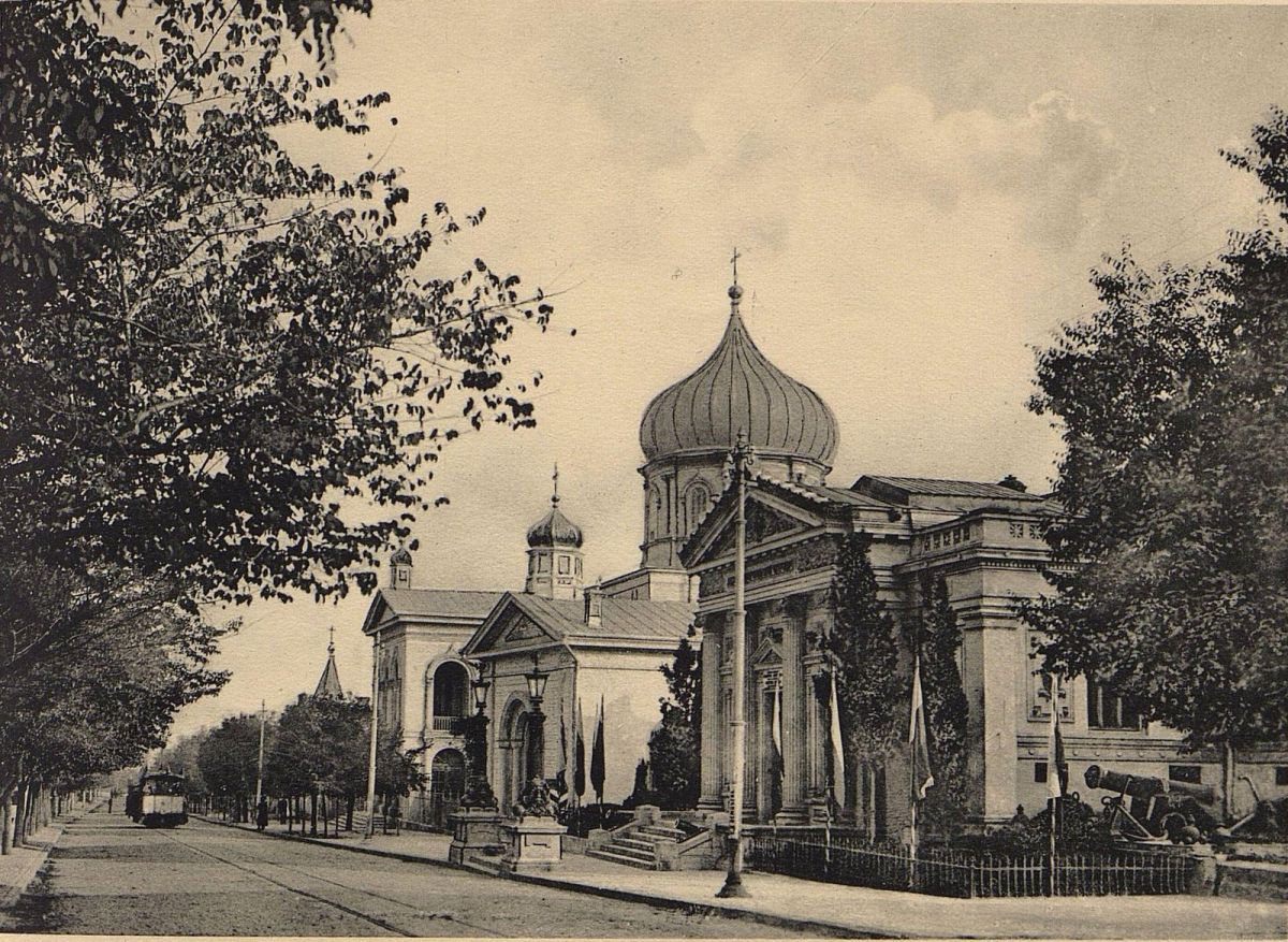 Церковь Михаила Архангела, Севастополь (Ленинский район, г. Севастополь). архивная фотография, Почтовая открытка нач. ХХ века
