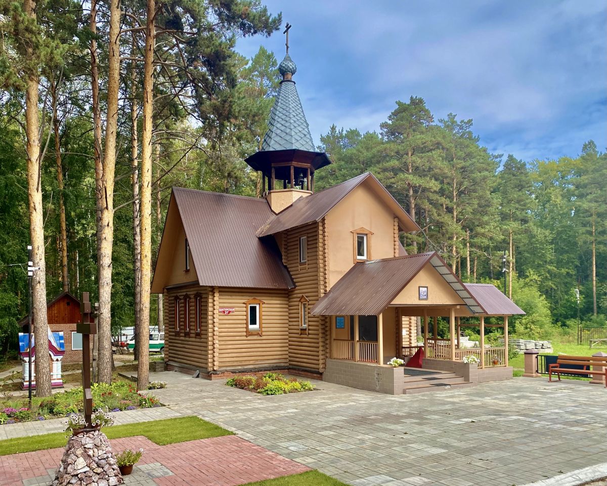 Церковь Рождества Пресвятой Богородицы, Новосибирск (Новосибирск, город, Новосибирская область). фасады, Вид с ЮЗ