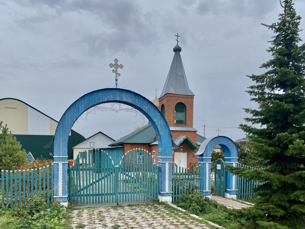 Церковь Сергия Радонежского (временная), Убинское (Убинский район, Новосибирская область). дополнительная информация, Врата на территорию