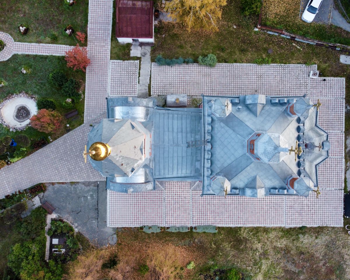 Кафедральный собор Рождества Иоанна Предтечи, Куйбышев (Каинск) (Куйбышевский район, Новосибирская область). архитектурные детали, Сверху