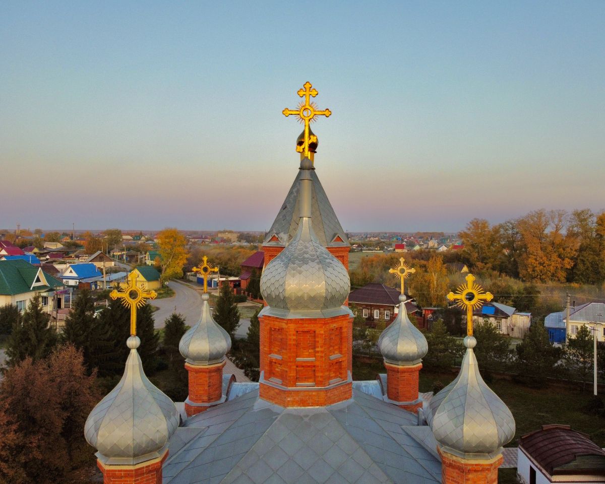 Кафедральный собор Рождества Иоанна Предтечи, Куйбышев (Каинск) (Куйбышевский район, Новосибирская область). архитектурные детали, Главы храма