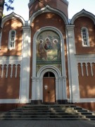 Церковь Троицы Живоначальной в Академгородке, Западный - главный вход, вид со двора<br>, Новосибирск, Новосибирск, город, Новосибирская область