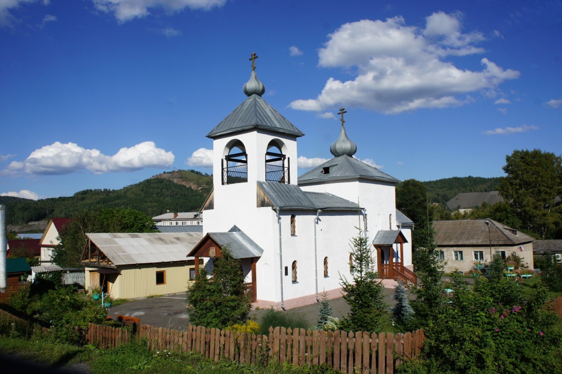 Большая Ирба. Церковь Троицы Живоначальной. фасады