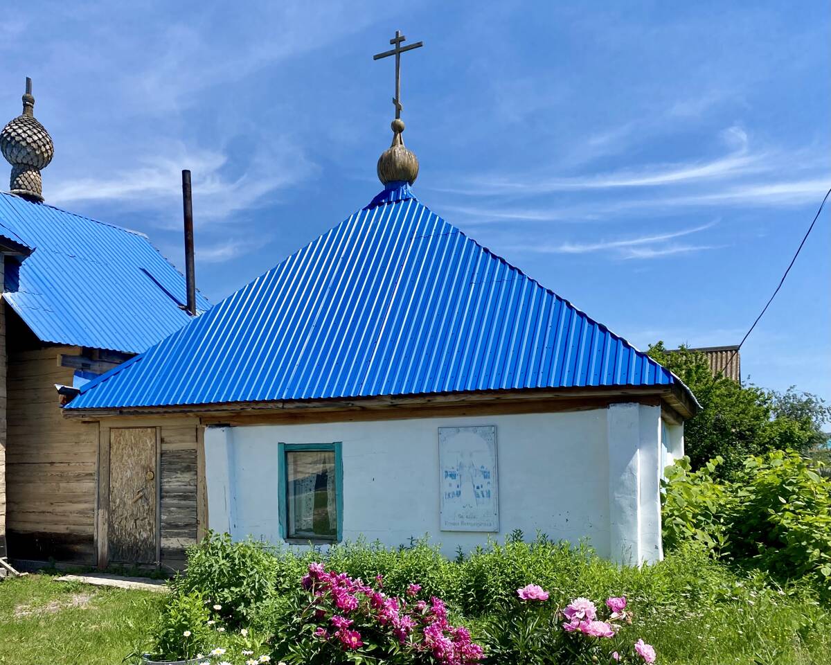 Церковь Троицы Живоначальной, Средняя Шушь (Шушенский район, Красноярский край). архитектурные детали, Южная часть храма