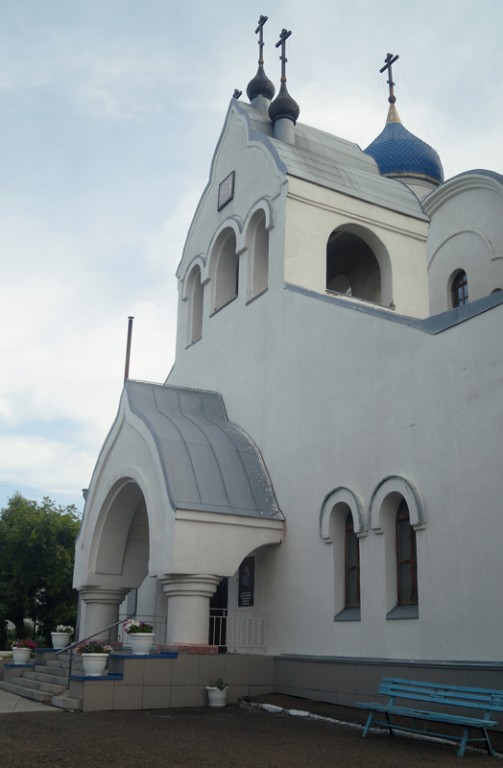 Церковь Иверской иконы Божией Матери, Кемерово (Кемерово, город, Кемеровская область). архитектурные детали, Западное крыльцо и звонница