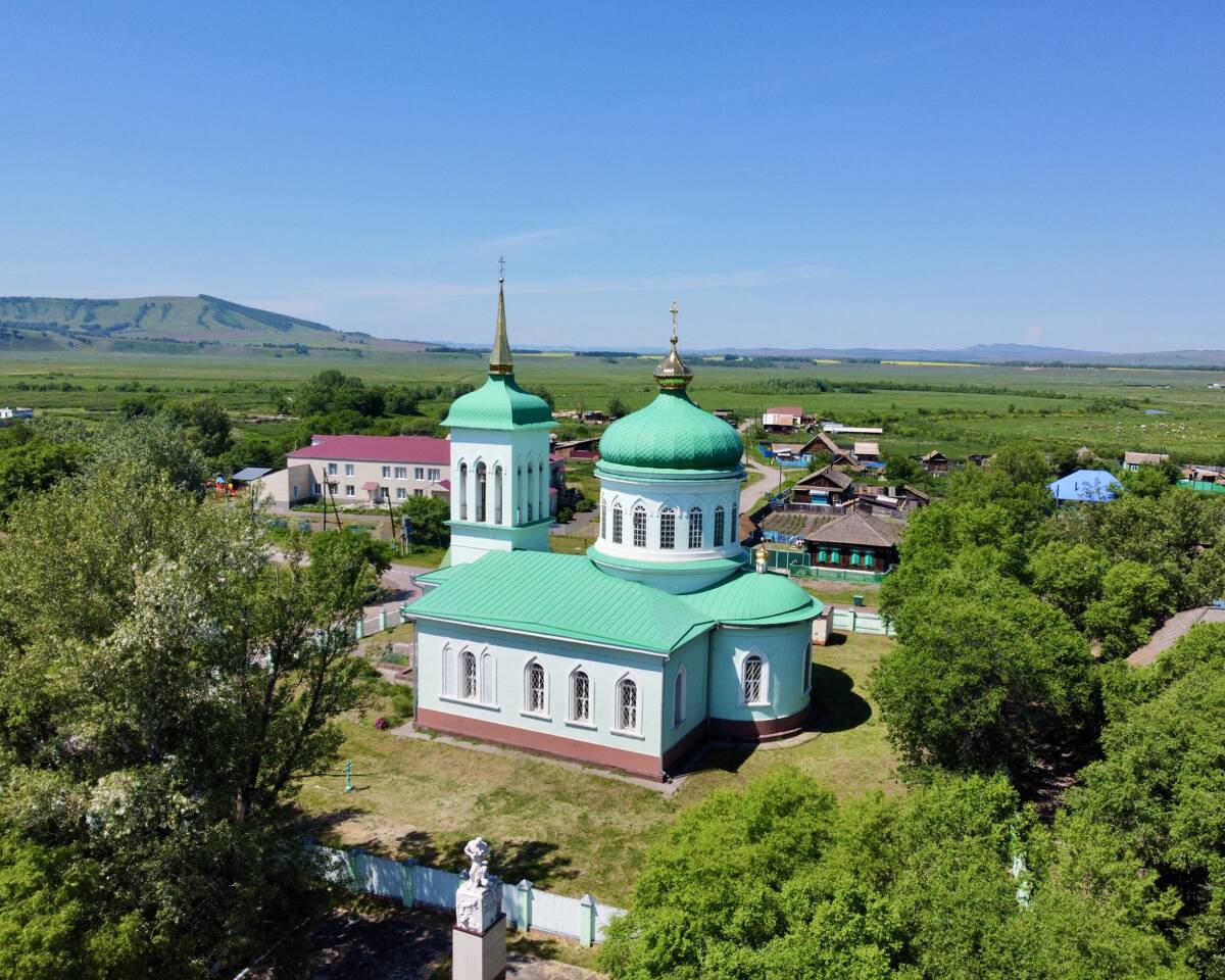 Церковь Троицы Живоначальной, Шалоболино (Курагинский район, Красноярский край). фасады