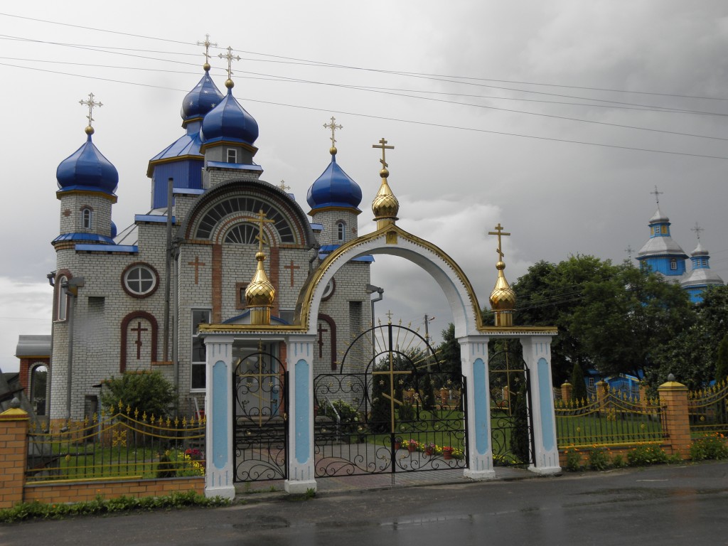 Церковь Успения Пресвятой Богородицы, Рубель (Столинский район, Беларусь, Брестская область). общий вид в ландшафте