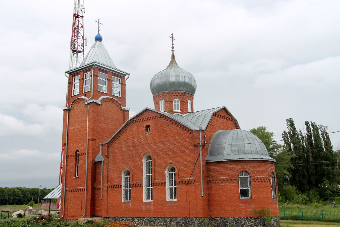 Церковь Иоанна Богослова, Петино (Хохольский район, Воронежская область). фасады