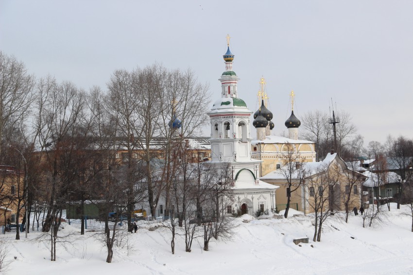 Храмовый комплекс Дмитриевского прихода на Наволоке, Вологда (Вологда, город, Вологодская область). общий вид в ландшафте