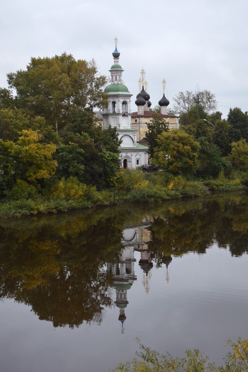 Вологда. Храмовый комплекс Дмитриевского прихода на Наволоке. художественные фотографии