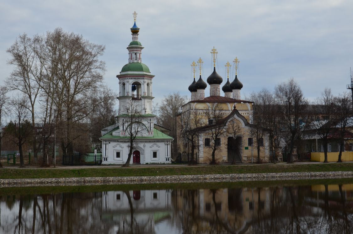 Храмовый комплекс Дмитриевского прихода на Наволоке, Вологда (Вологда, город, Вологодская область). фасады