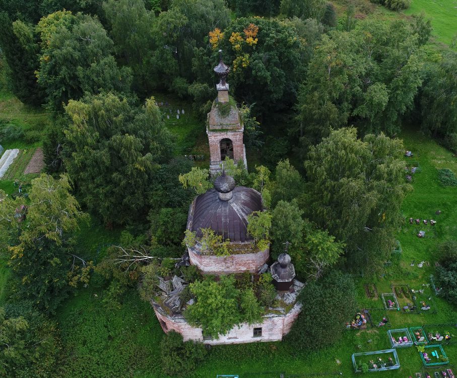 Церковь Вознесения Господня, Никольское (Никольское в Корзле) (Даниловский район, Ярославская область). общий вид в ландшафте, Общий вид храма