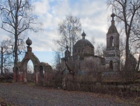 Никольское (Никольское в Корзле). Церковь Вознесения Господня