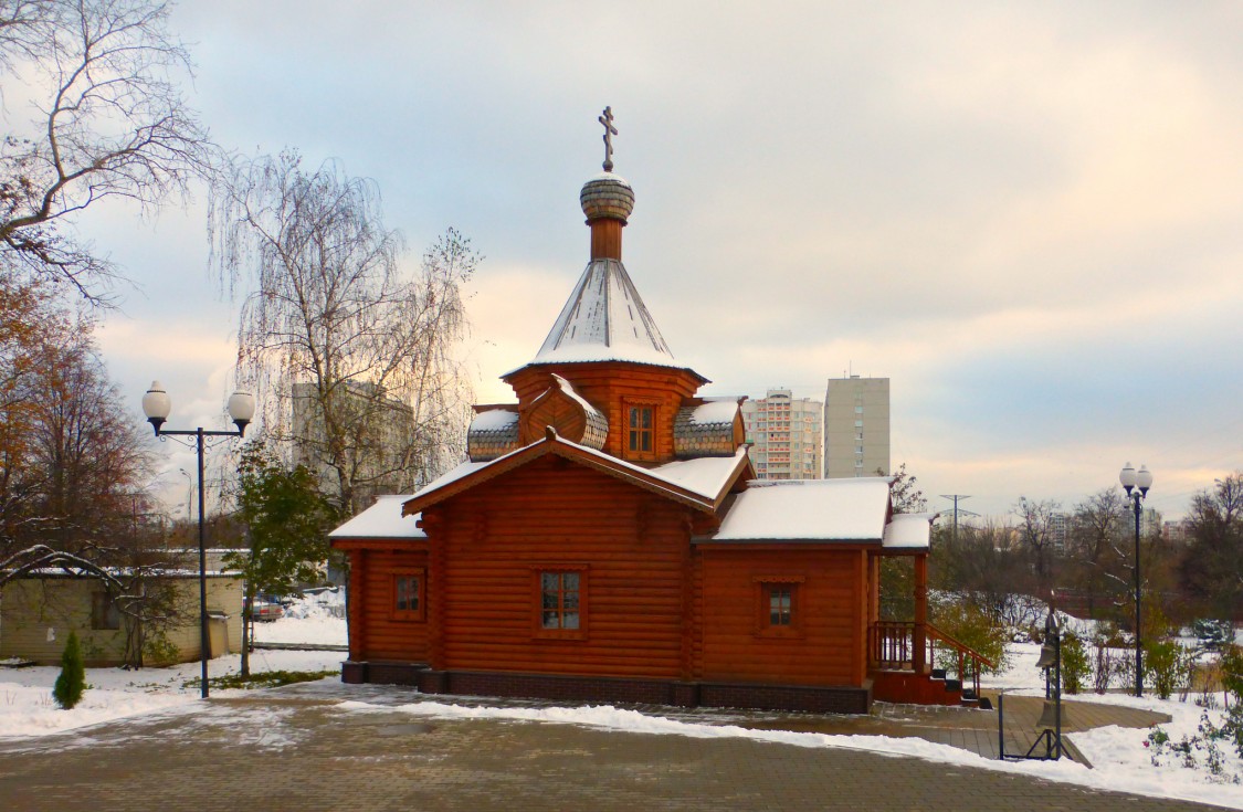 Можайский. Церковь Петра, Алексия, Ионы, Филиппа, Ермогена, святителей Московских в Кунцеве. фасады