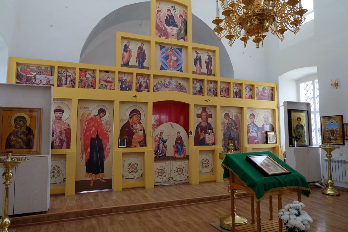 Церковь Димитрия Солунского, Посёлки (Кузнецкий район и г. Кузнецк, Пензенская область). интерьер и убранство