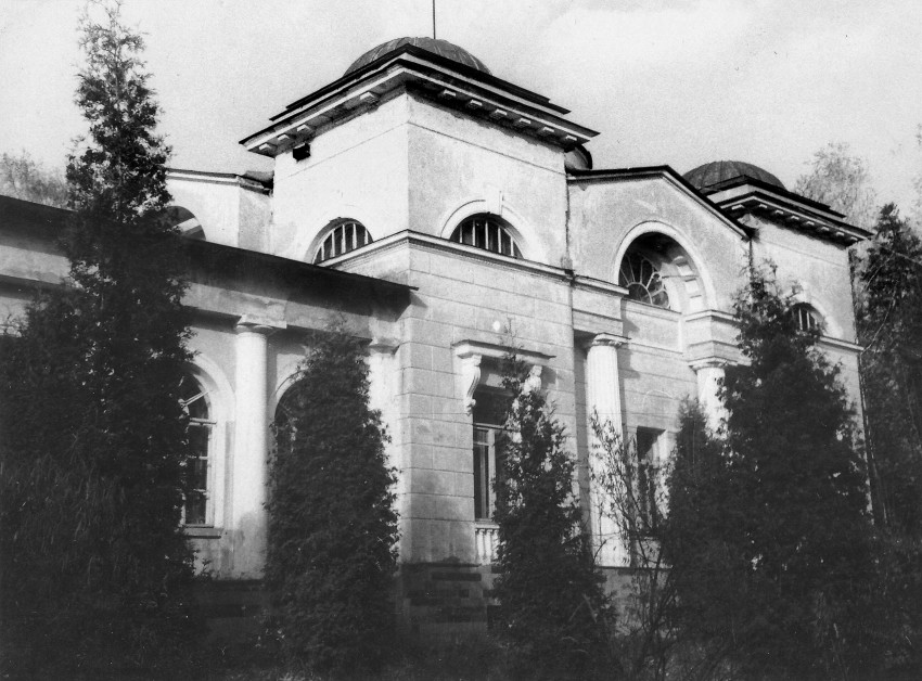 Домовая церковь Благовещения Пресвятой Богородицы, Лучинское (Истринский городской округ и ЗАТО Восход, Московская область). фасады