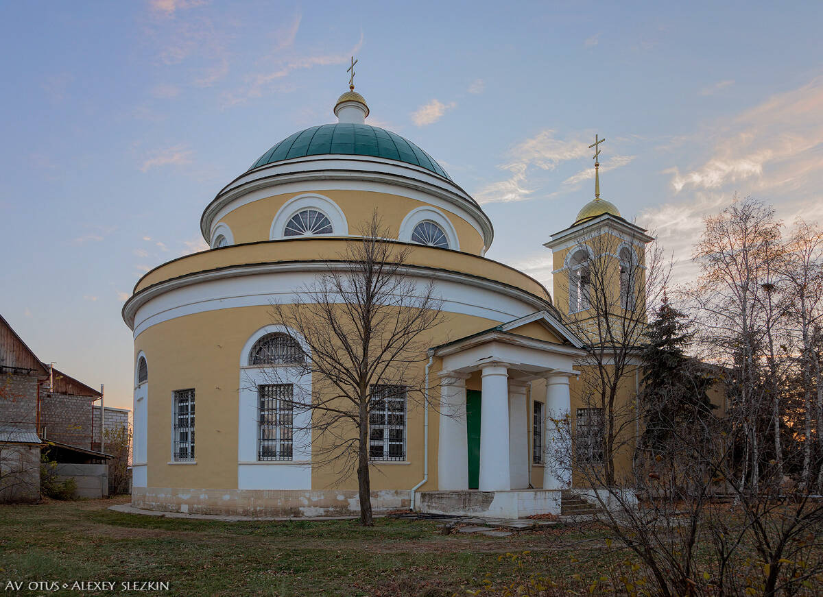 Собор Троицы Живоначальной, Енотаевка (Енотаевский район, Астраханская область). фасады
