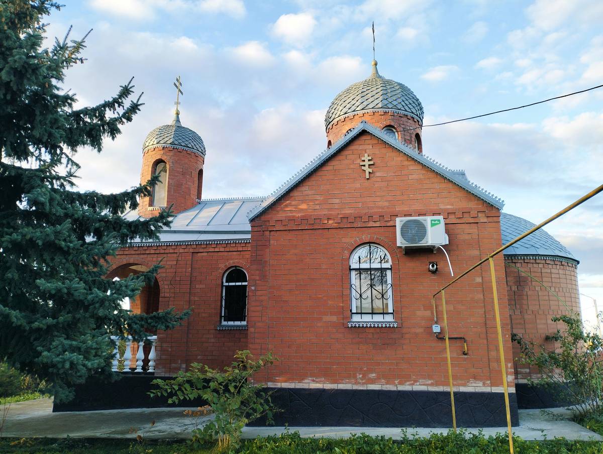 Церковь Константина и Елены, Урожайный (Предгорный район, Ставропольский край). фасады