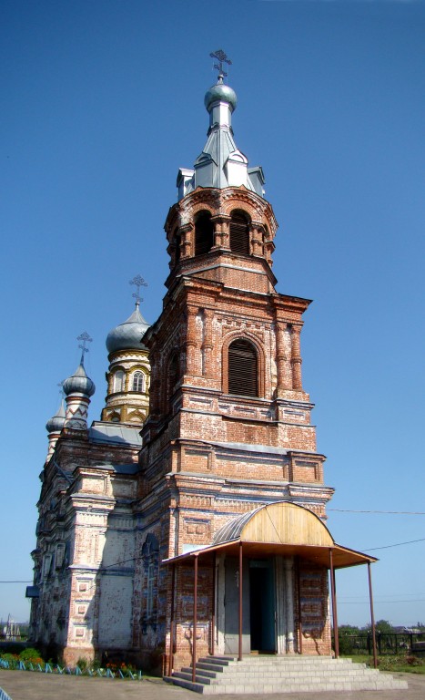 Церковь Покрова Пресвятой Богородицы, Карлинское (Ульяновск, город, Ульяновская область). фасады, Со стороны колокольни