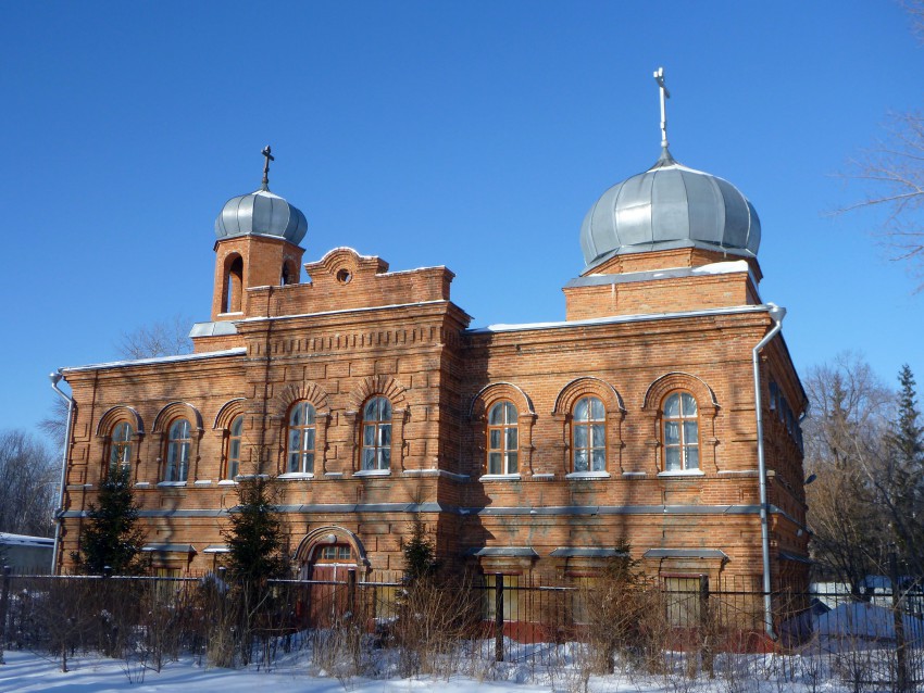 Сенгилей. Церковь Покрова Пресвятой Богородицы. фасады