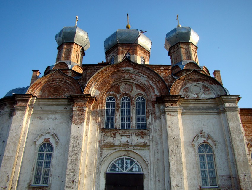 Церковь Покрова Пресвятой Богородицы, Большие Ключищи (Ульяновский район, Ульяновская область). архитектурные детали, Фрагмент северного фасада.