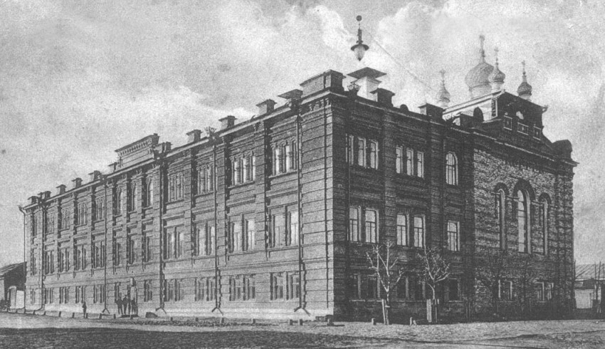 Домовая церковь Казанской иконы Божией Матери при бывшем Духовном училище, Екатеринбург (Екатеринбург (МО город Екатеринбург), Свердловская область). архивная фотография, фото с сайта http://mognovse.ru/mogno/787/786785/786785_html_m5938f32a.jpg