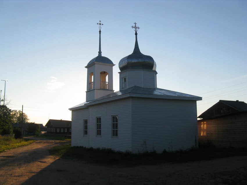 Часовня Успения Пресвятой Богородицы, Мокиевская (Верховажский район, Вологодская область). фасады