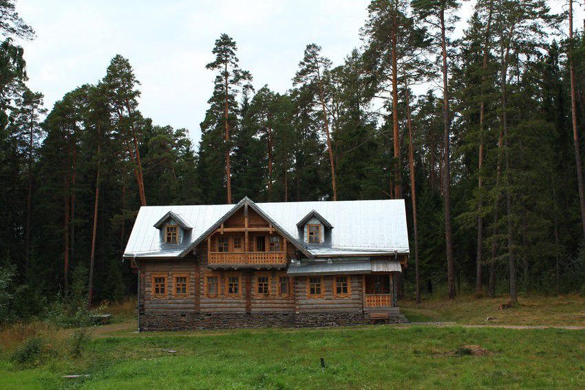 Валаамские острова. Спасо-Преображенский Валаамский монастырь. Смоленский скит. дополнительная информация, Келейный дом скита