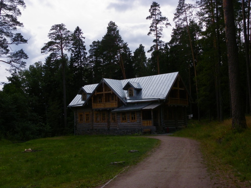 Валаамские острова. Спасо-Преображенский Валаамский монастырь. Смоленский скит. фасады, Скитский корпус