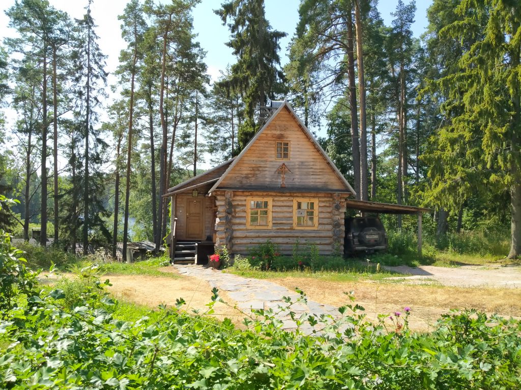 Валаамские острова. Спасо-Преображенский Валаамский монастырь. Смоленский скит. дополнительная информация, территория скита (домик настоятеля)